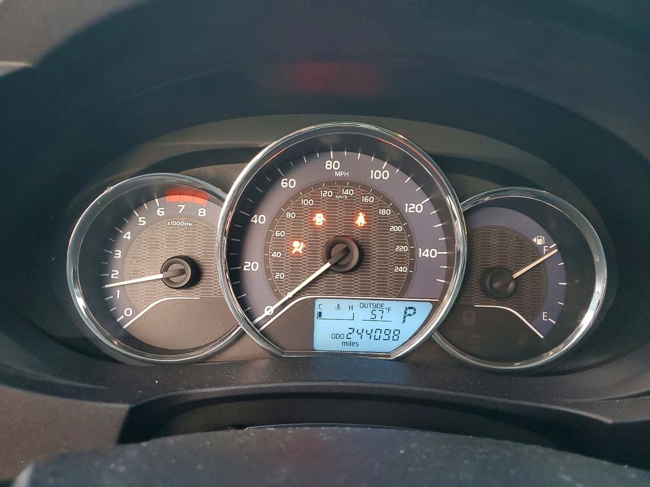 2015 TOYOTA COROLLA L photo 9