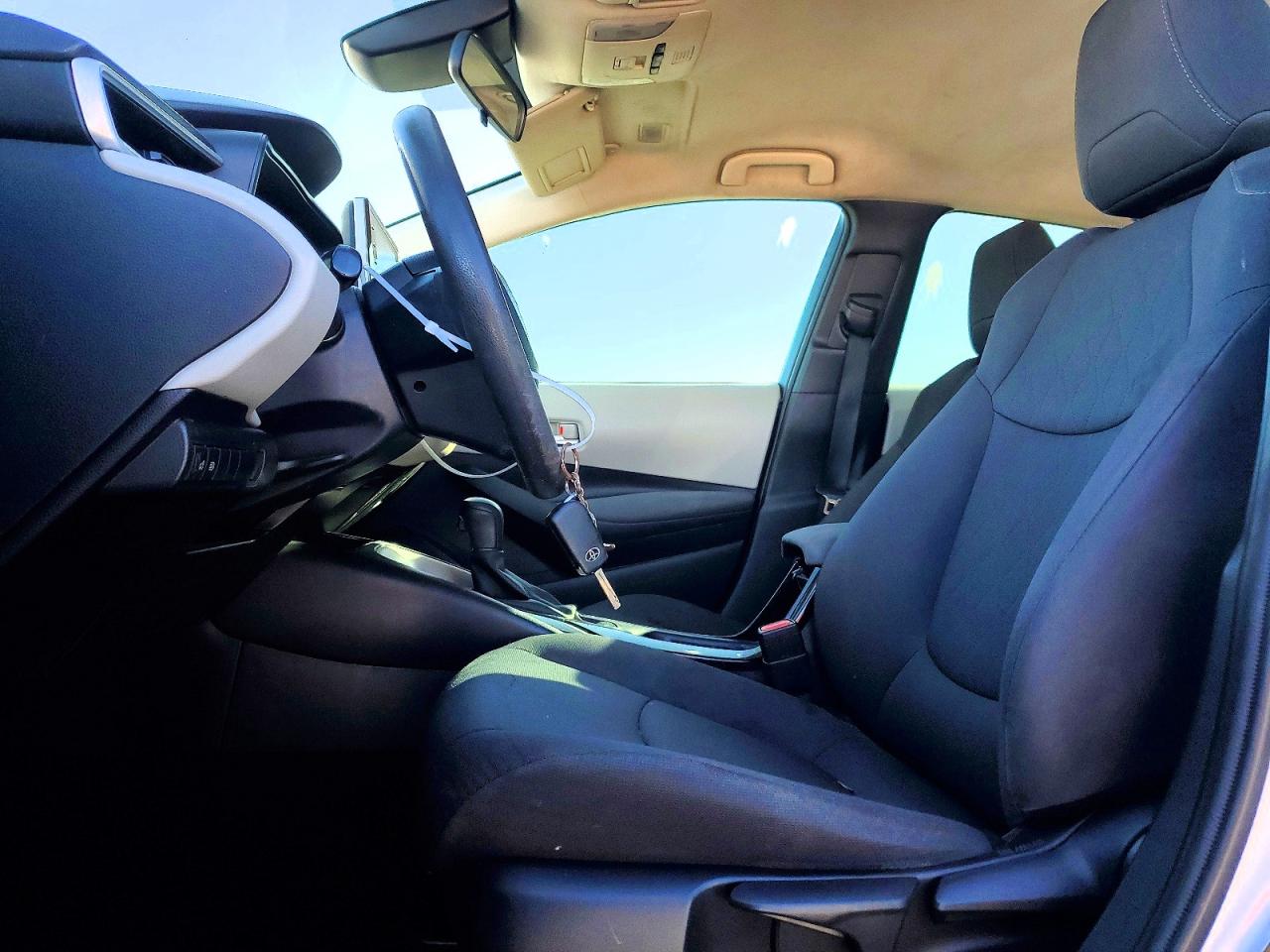 2020 TOYOTA COROLLA LE photo 7
