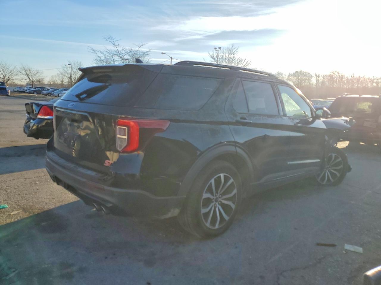 2020 FORD EXPLORER ST photo 3