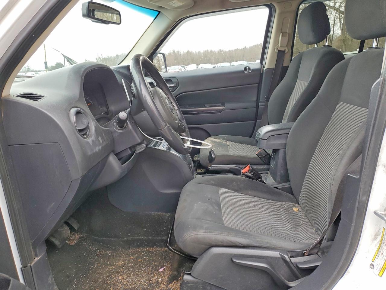 2015 JEEP PATRIOT LATITUDE photo 7