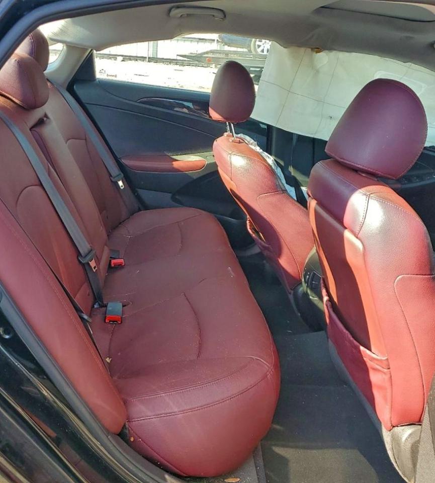 2011 HYUNDAI SONATA SE photo 10