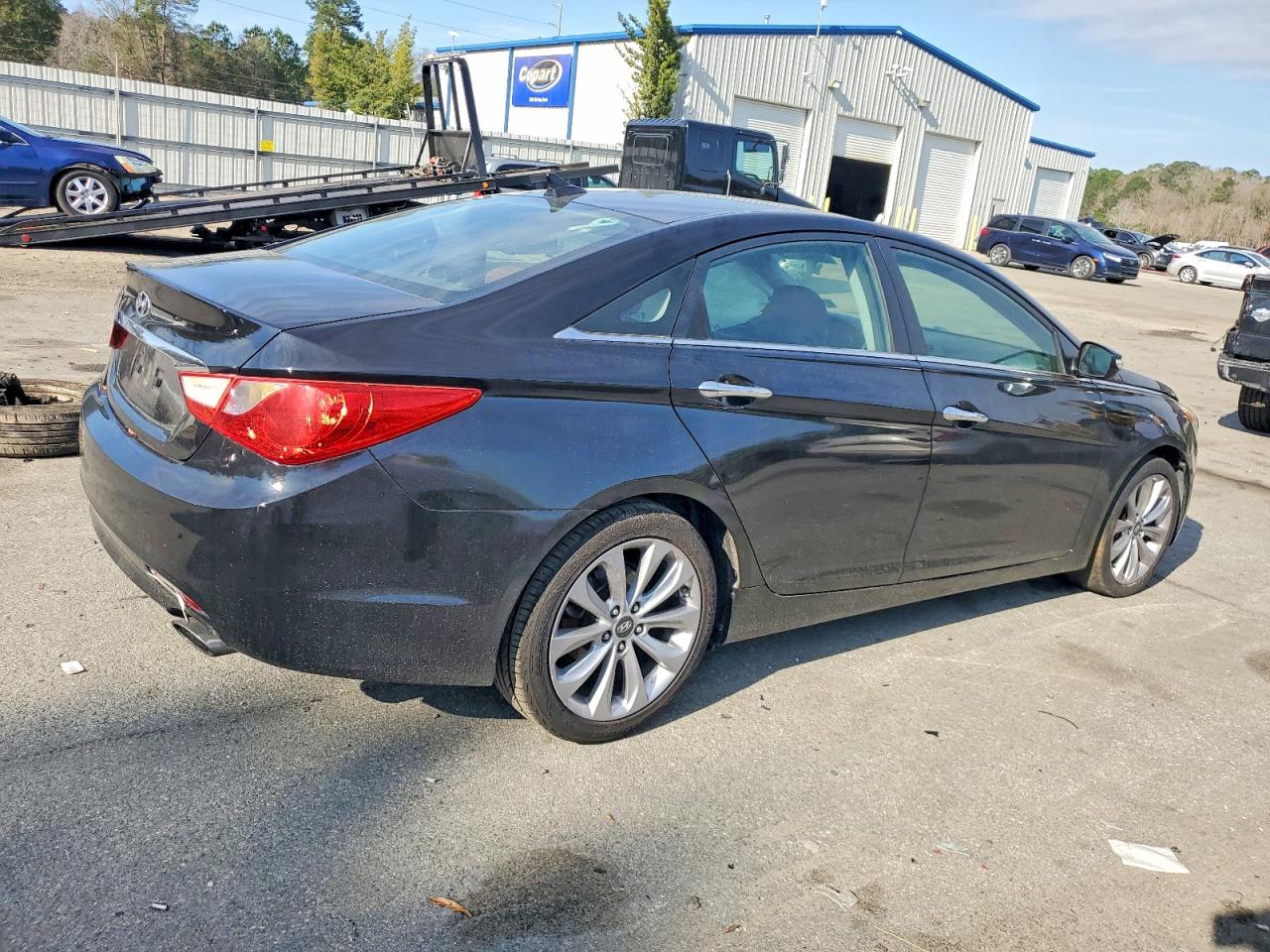 2011 HYUNDAI SONATA SE photo 3