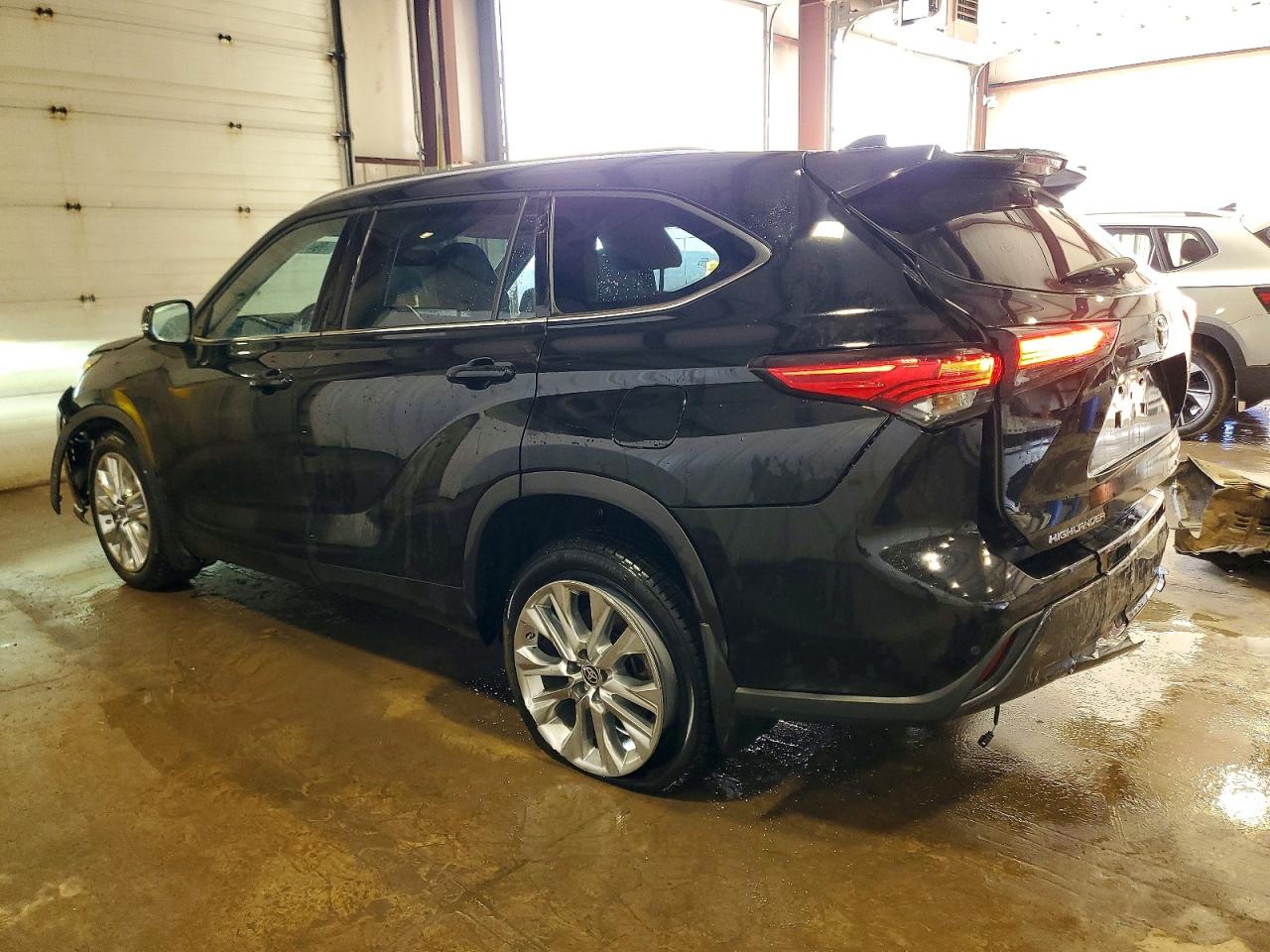 2020 TOYOTA HIGHLANDER LIMITED photo 2