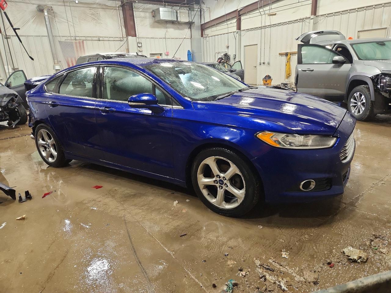 2013 FORD FUSION SE photo 4