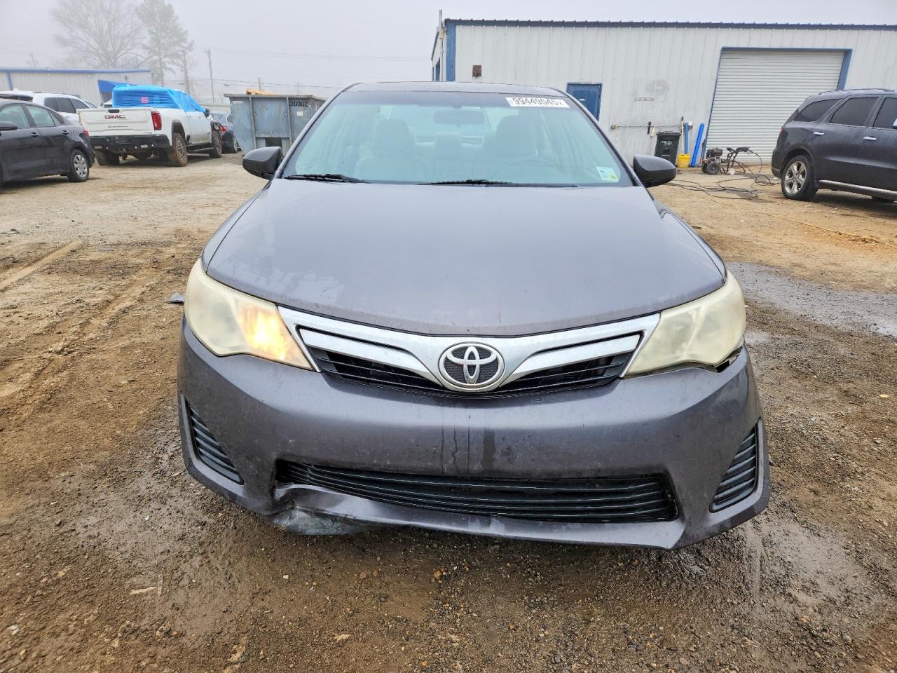 2014 TOYOTA CAMRY L photo 5