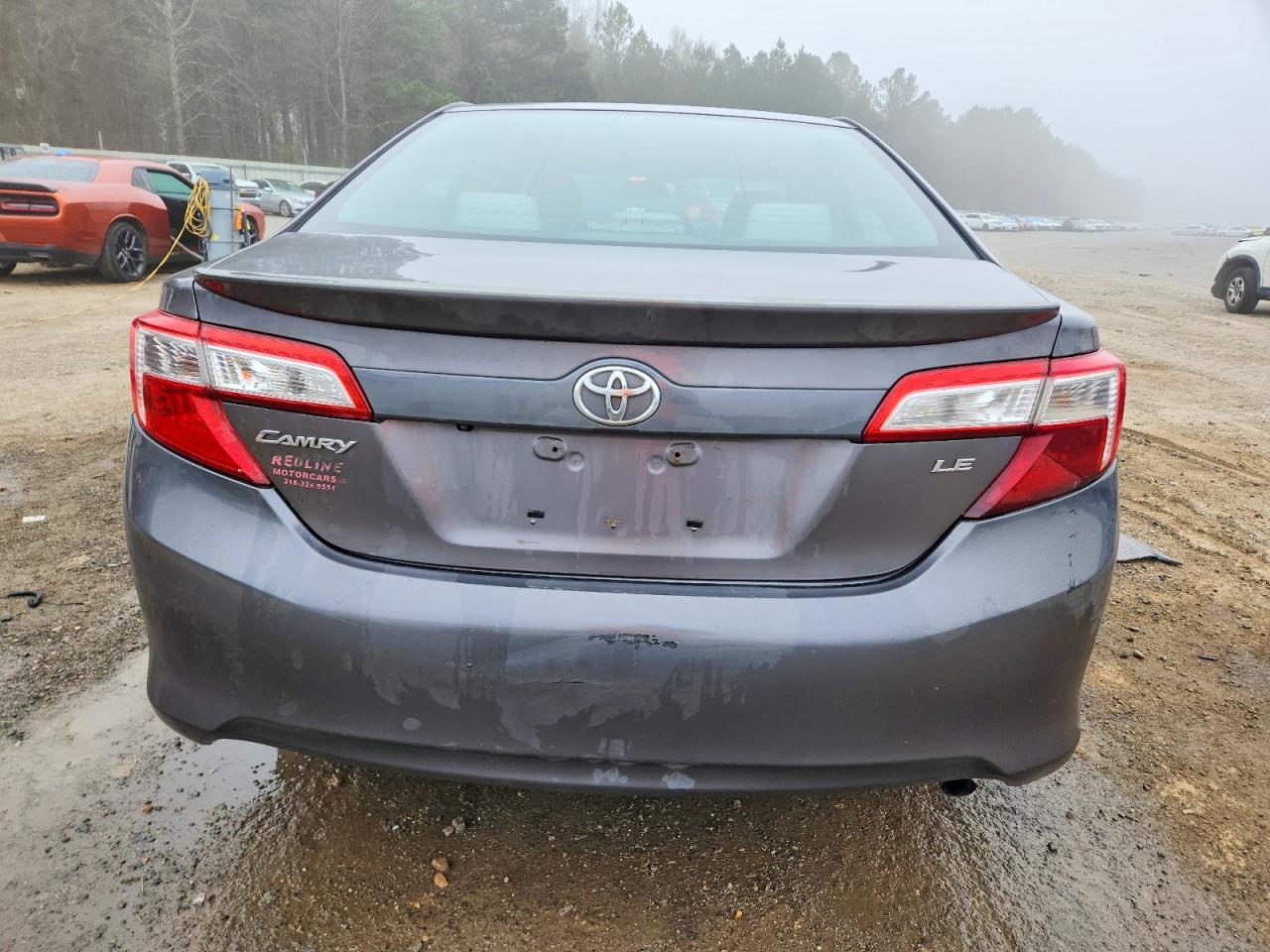 2014 TOYOTA CAMRY L photo 6