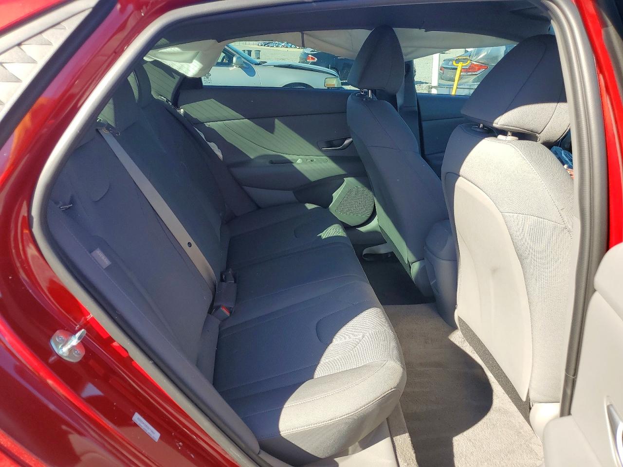 2025 HYUNDAI ELANTRA SE photo 10