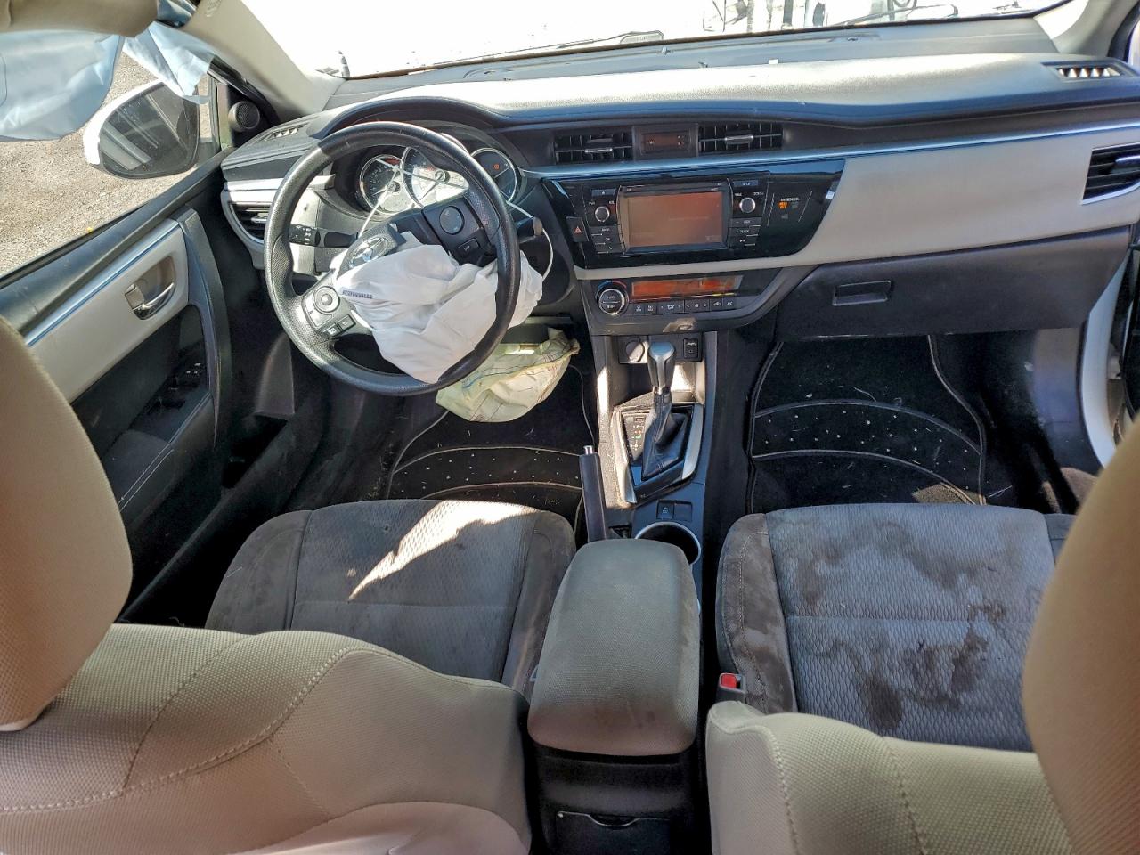2016 TOYOTA COROLLA L photo 15