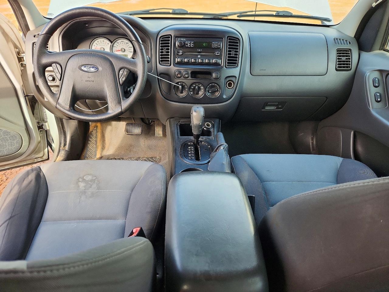 2005 FORD ESCAPE XLS photo 8