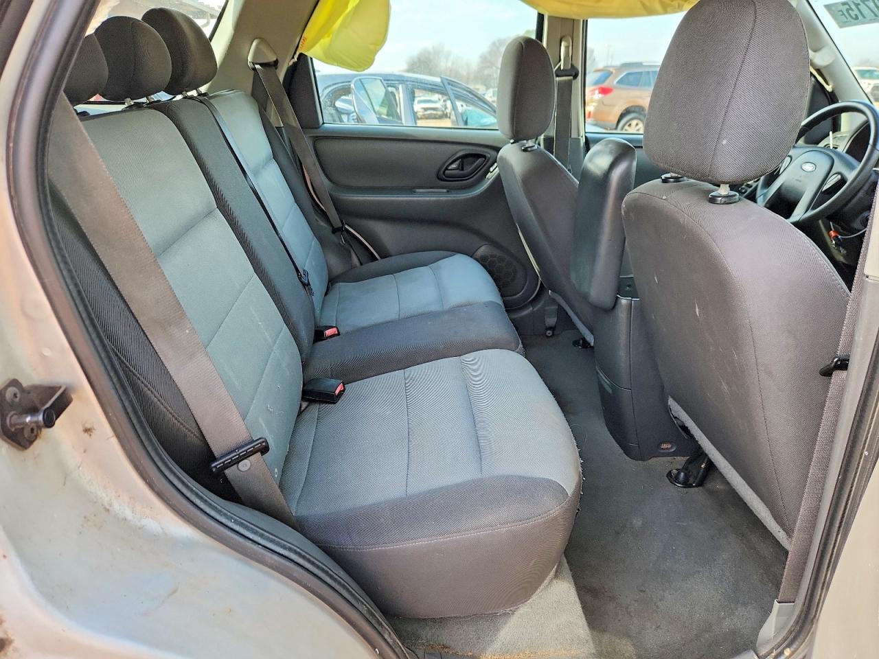 2005 FORD ESCAPE XLS photo 11
