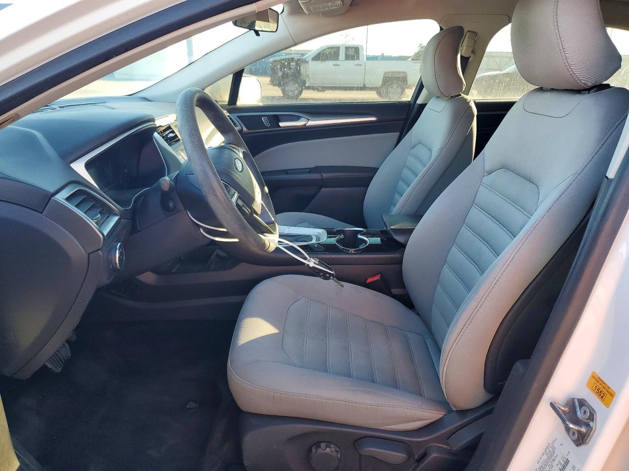 2015 FORD FUSION S photo 7