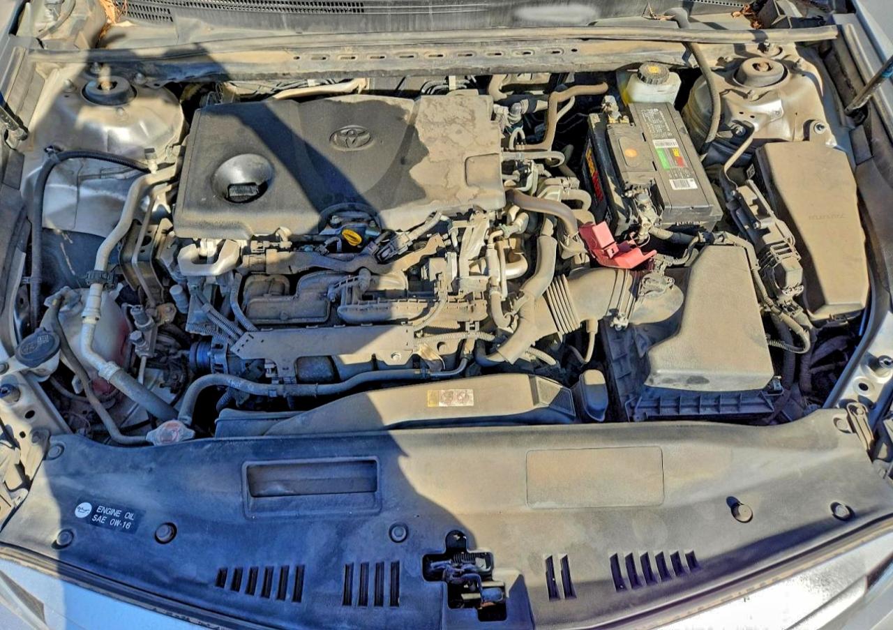 2018 TOYOTA CAMRY L photo 11
