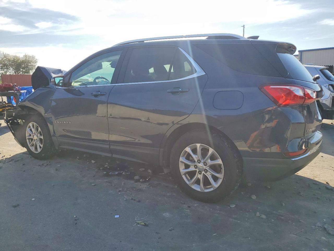 2019 CHEVROLET EQUINOX LT photo 3