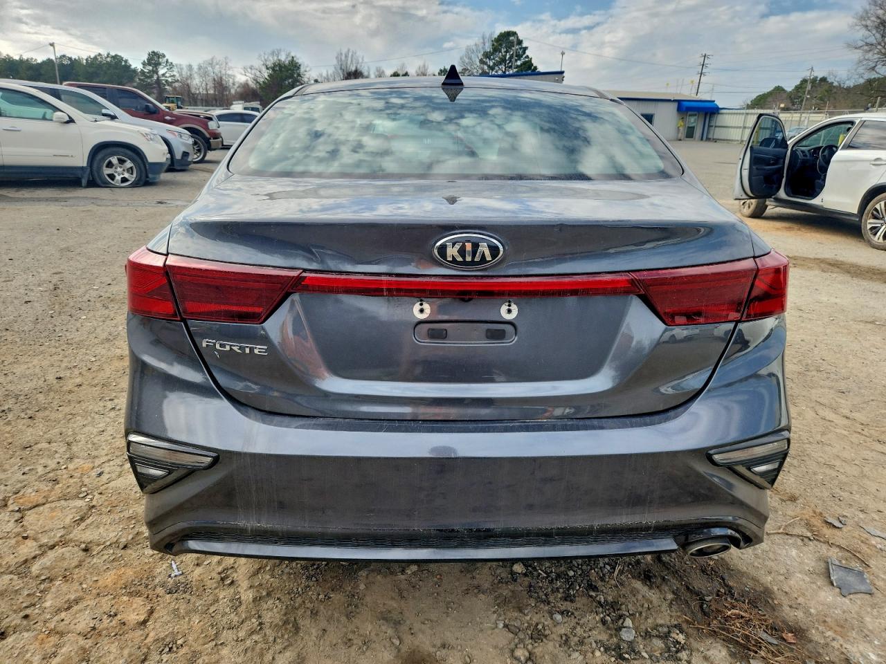 2021 KIA FORTE FE photo 11