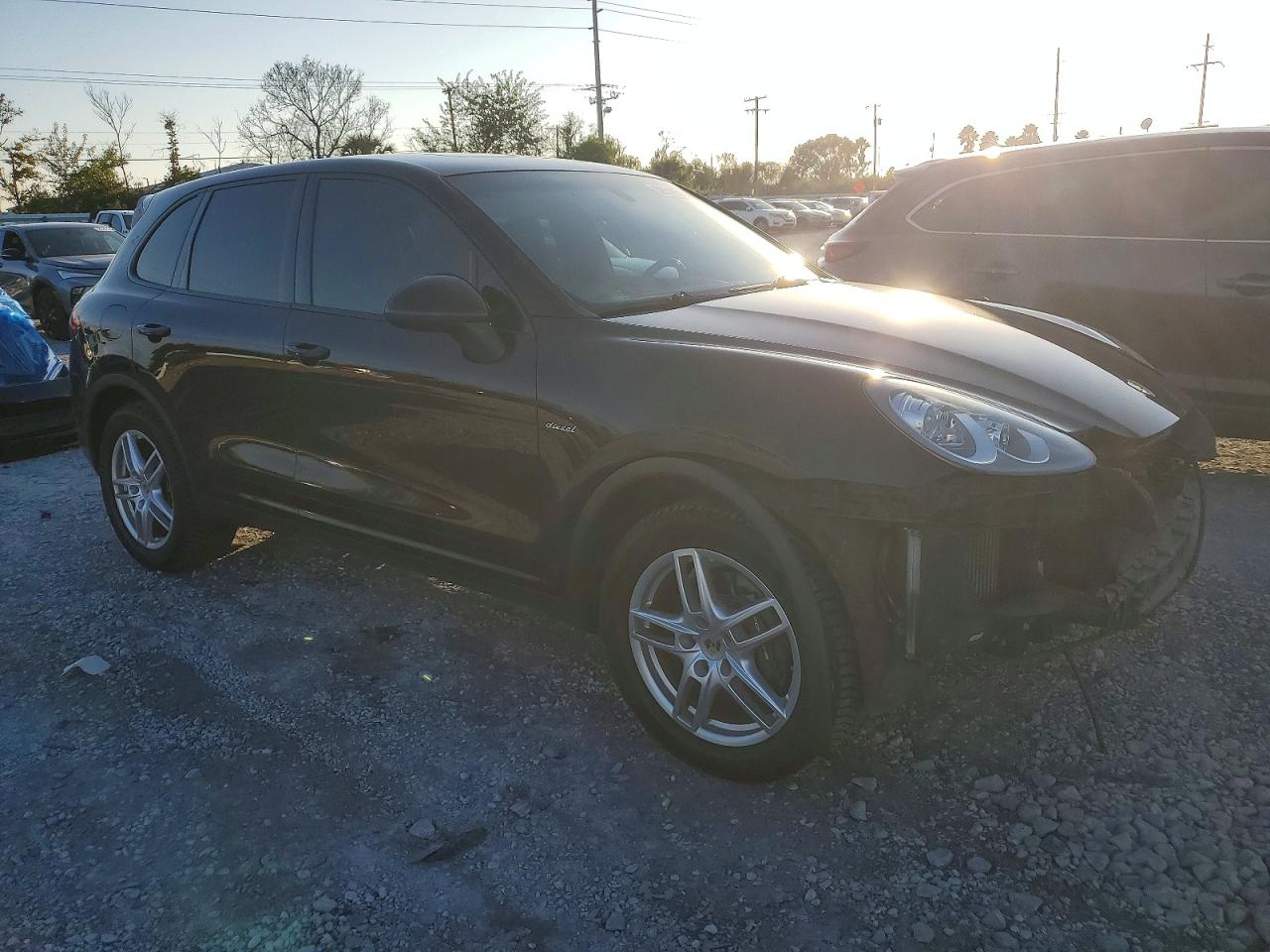 2013 PORSCHE CAYENNE photo 4