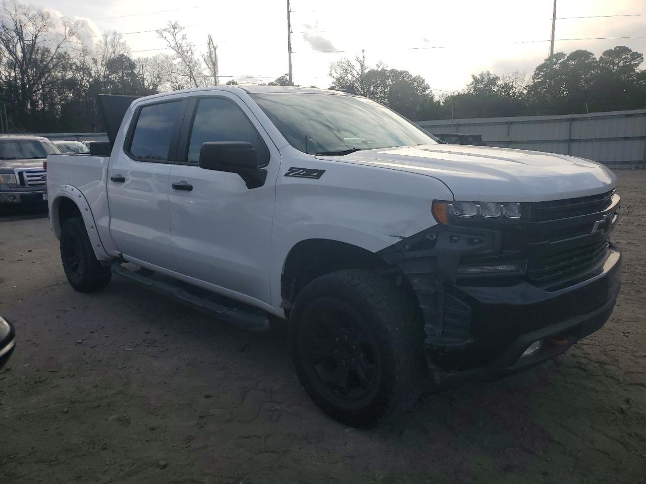 2019 CHEVROLET SILVERADO K1500 LT TRAIL BOSS photo 4