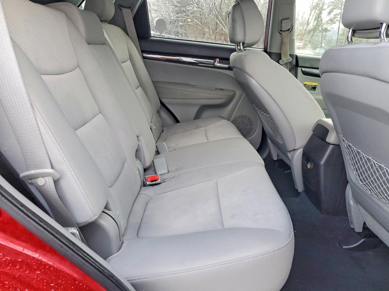 2011 KIA SORENTO BASE photo 11