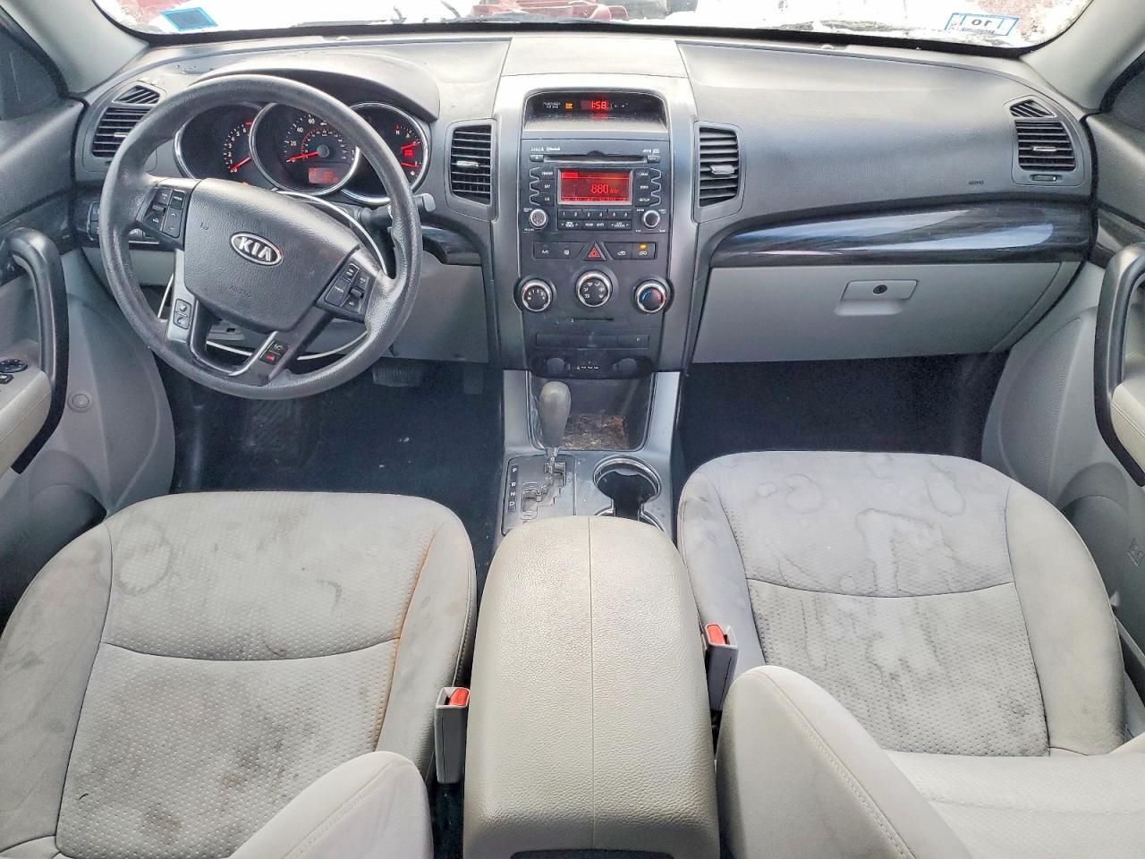 2011 KIA SORENTO BASE photo 8