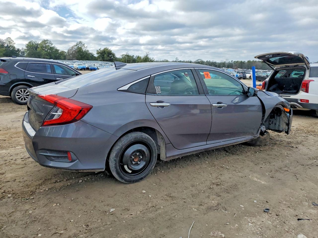 2016 HONDA CIVIC TOURING photo 3