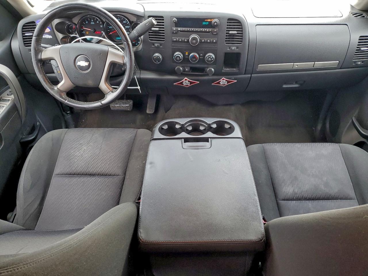 2010 CHEVROLET SILVERADO K1500 LT photo 8