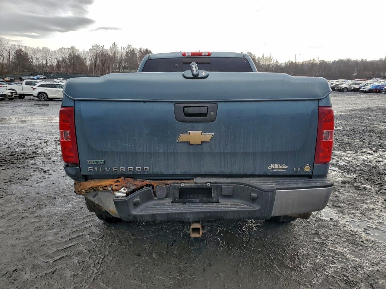 2010 CHEVROLET SILVERADO K1500 LT photo 6