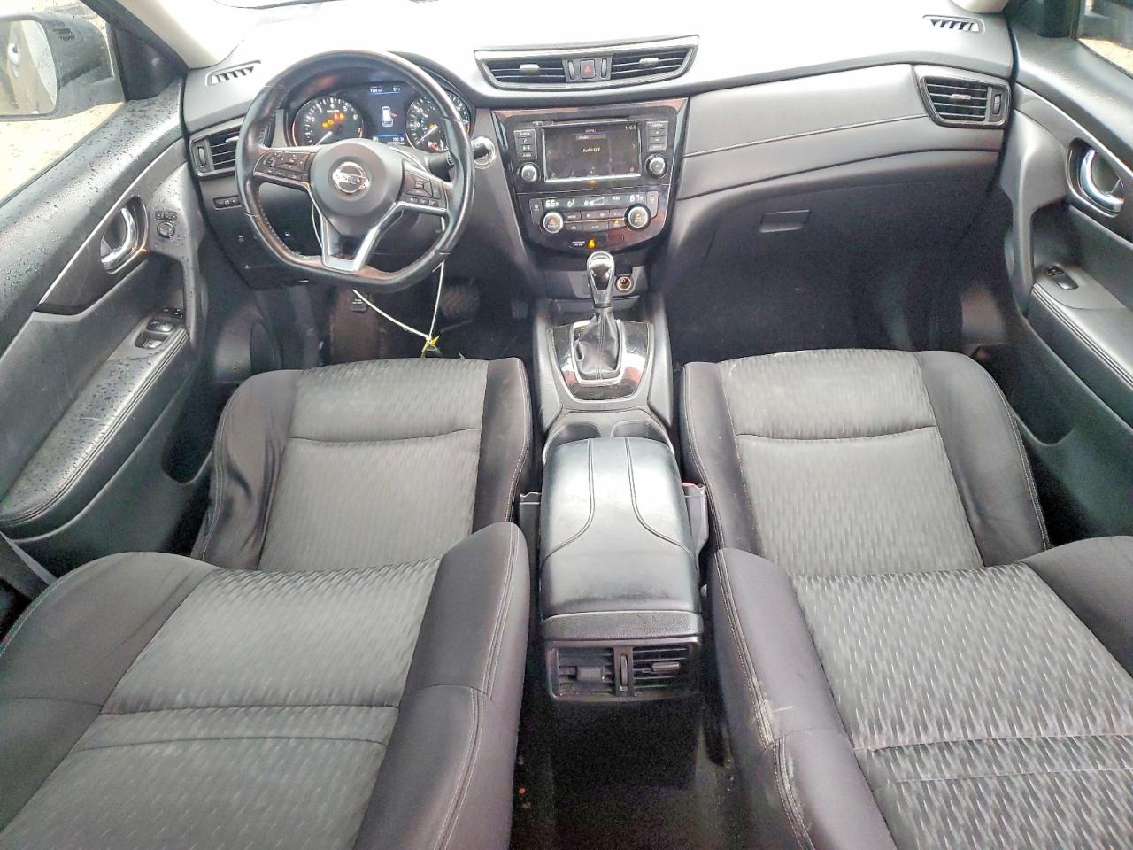 2019 NISSAN ROGUE S photo 8