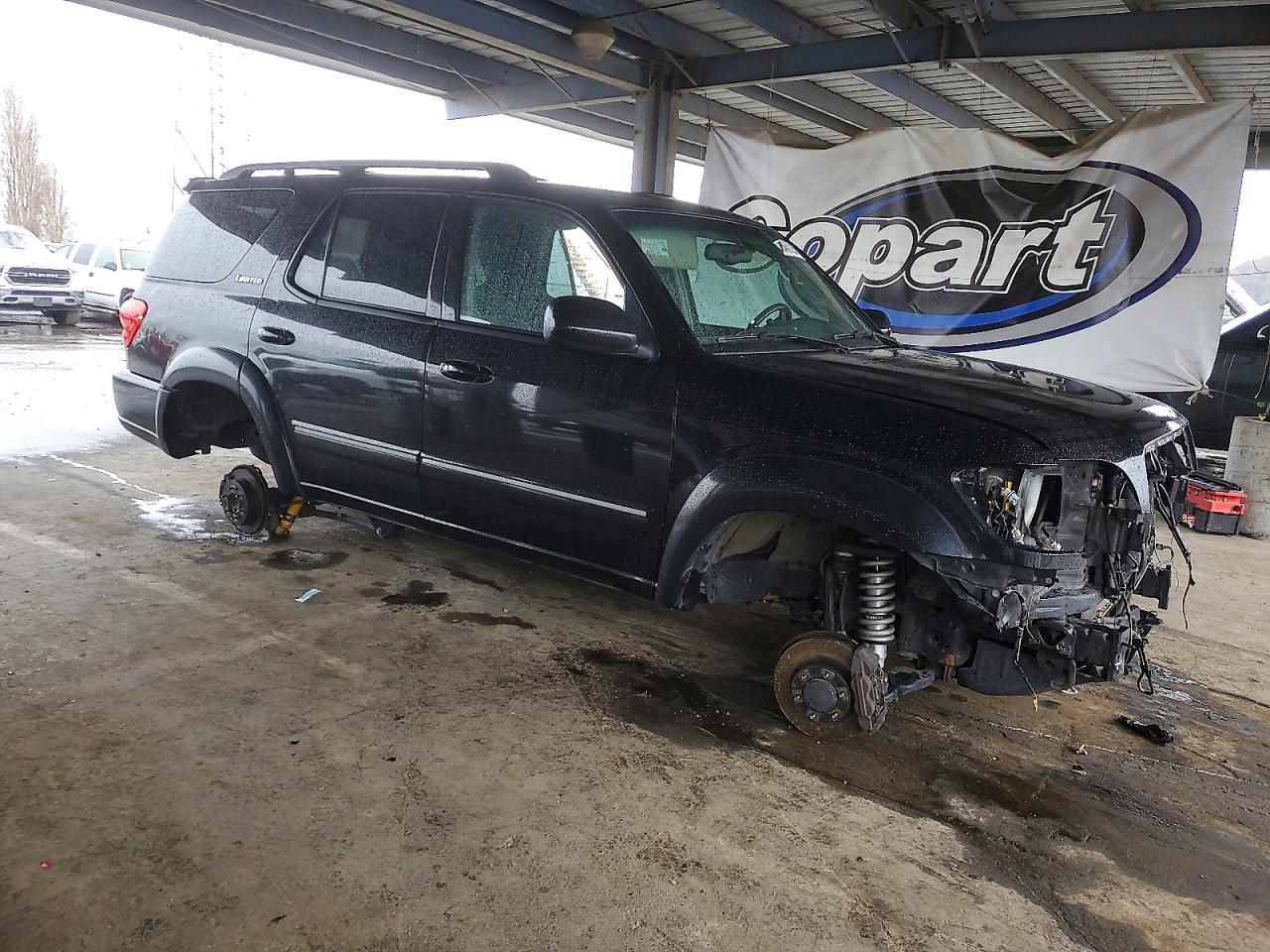 2005 TOYOTA SEQUOIA LIMITED photo 4
