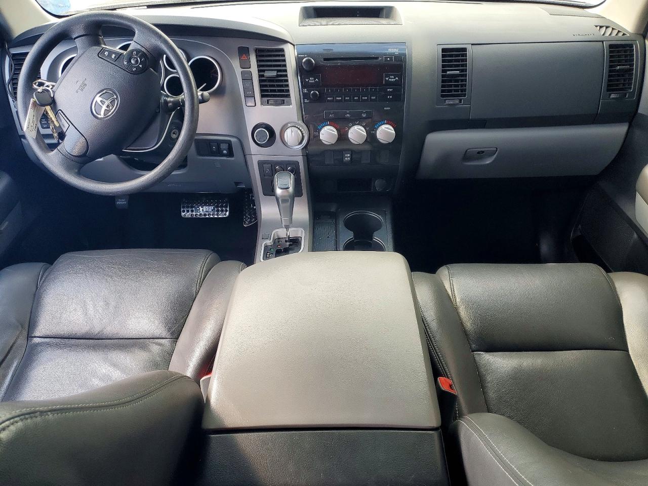 2013 TOYOTA TUNDRA CREWMAX SR5 photo 8