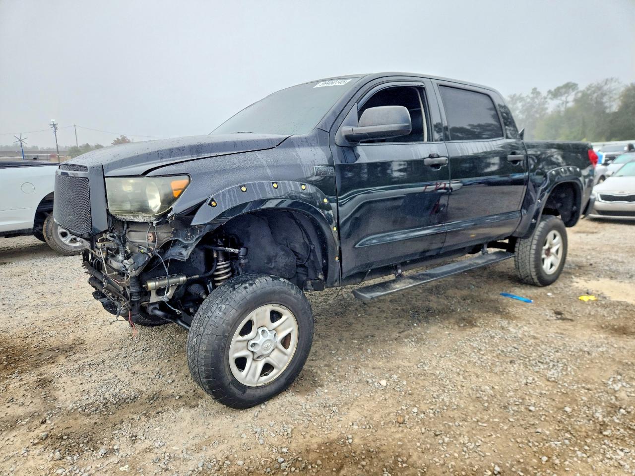 2013 TOYOTA TUNDRA