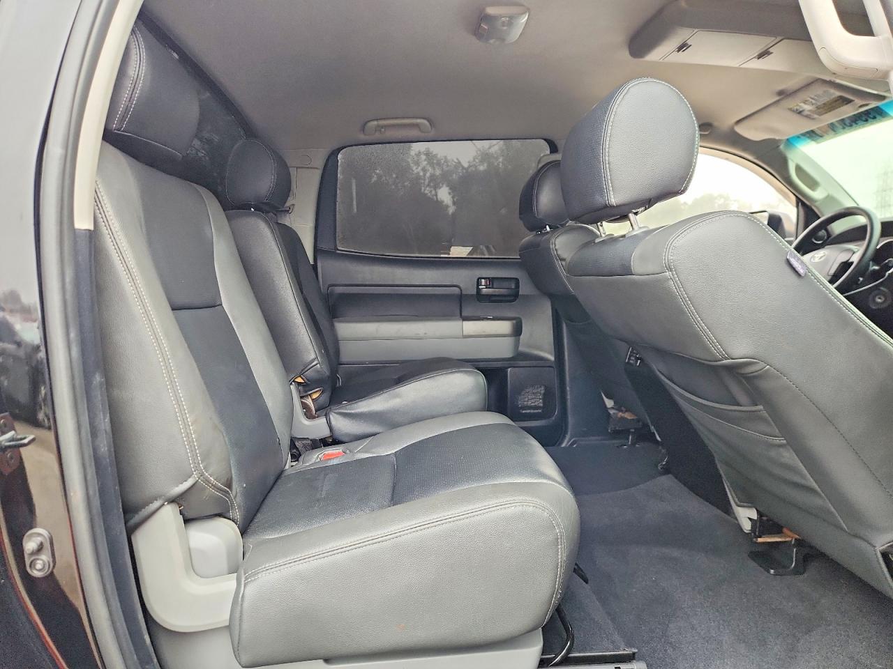 2013 TOYOTA TUNDRA CREWMAX SR5 photo 10