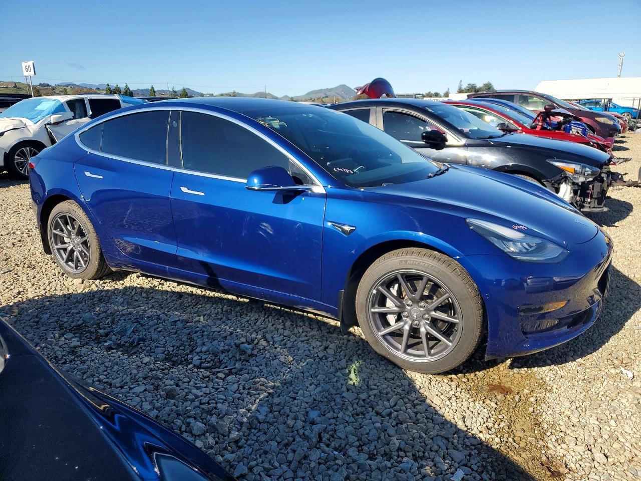 2019 TESLA MODEL 3 photo 4