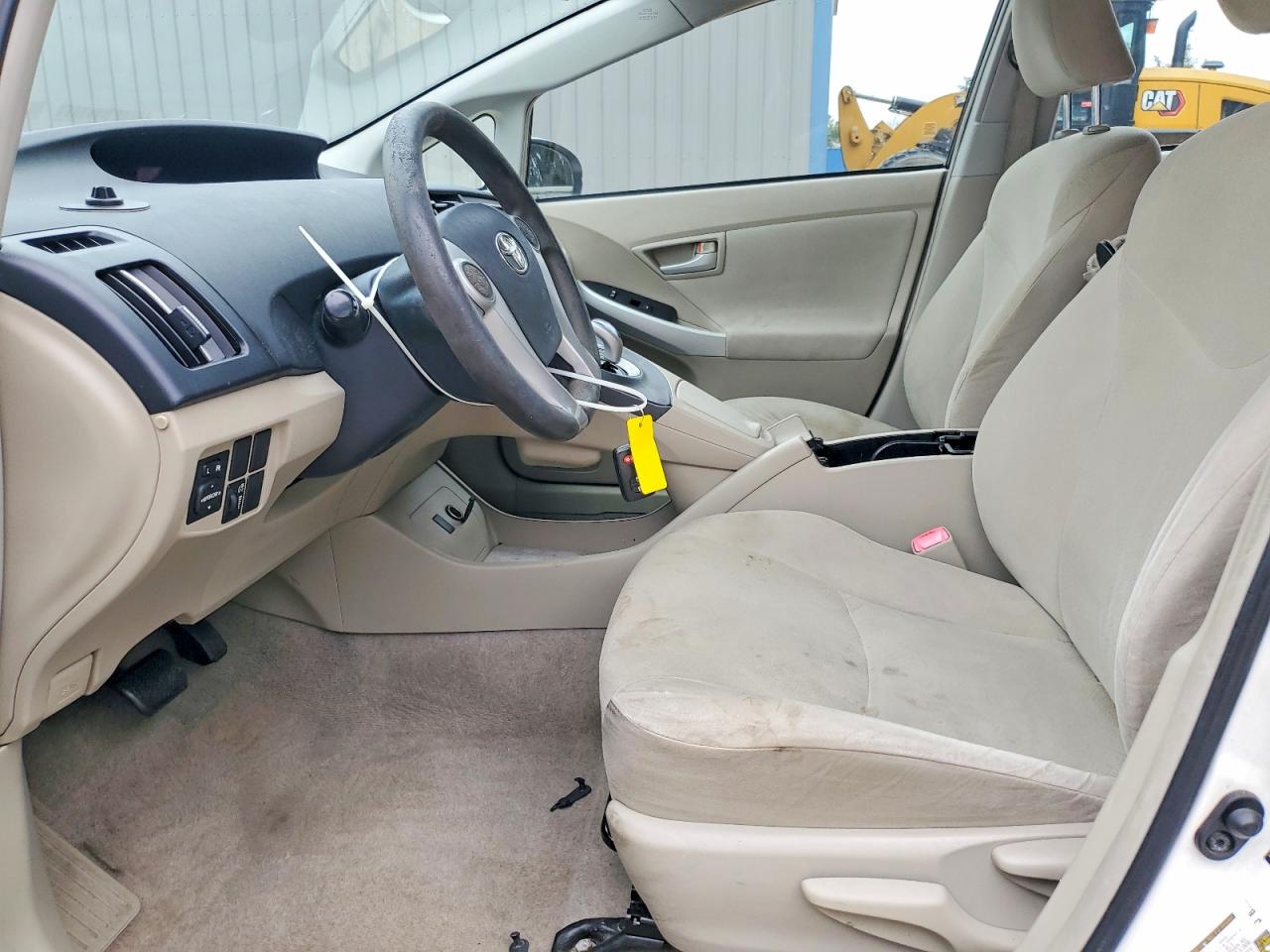 2011 TOYOTA PRIUS photo 7