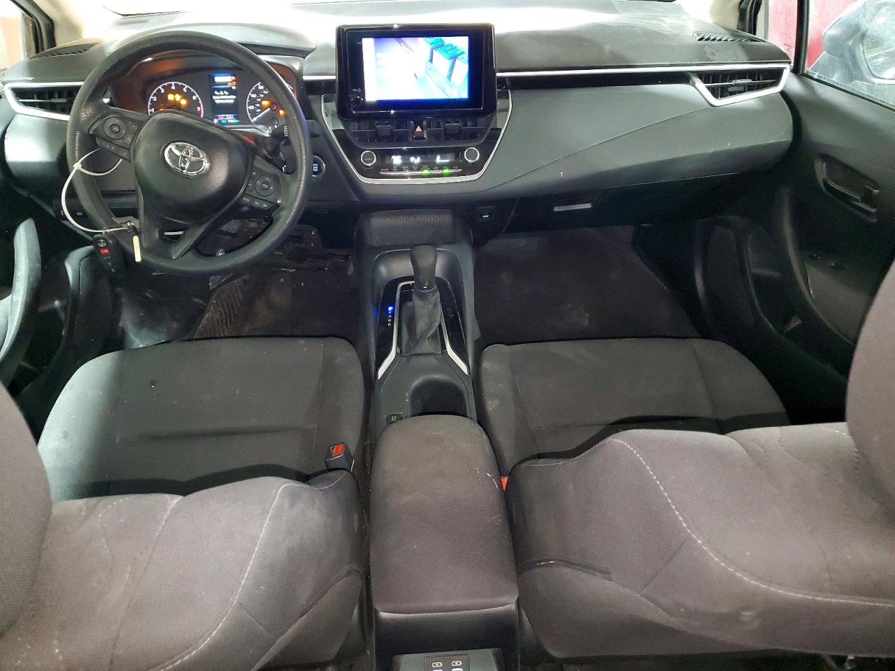 2024 TOYOTA COROLLA LE photo 8