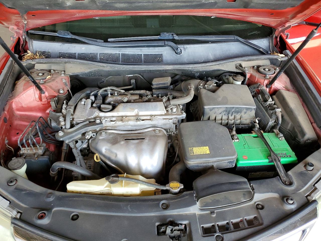 2014 TOYOTA CAMRY LE photo 11