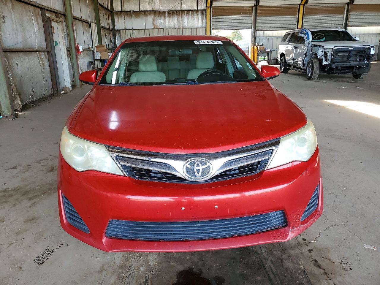 2014 TOYOTA CAMRY LE photo 5