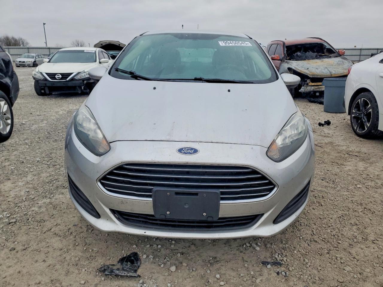 2018 FORD FIESTA SE photo 5