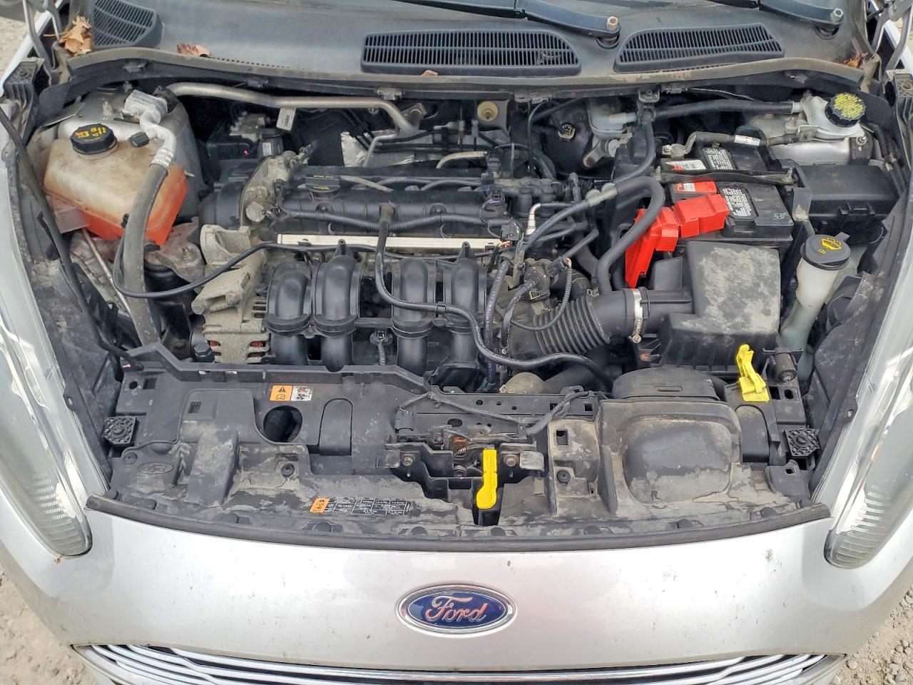 2018 FORD FIESTA SE photo 12