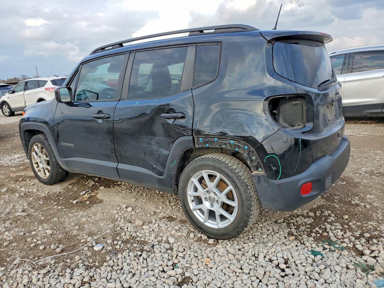 2019 JEEP RENEGADE photo 2