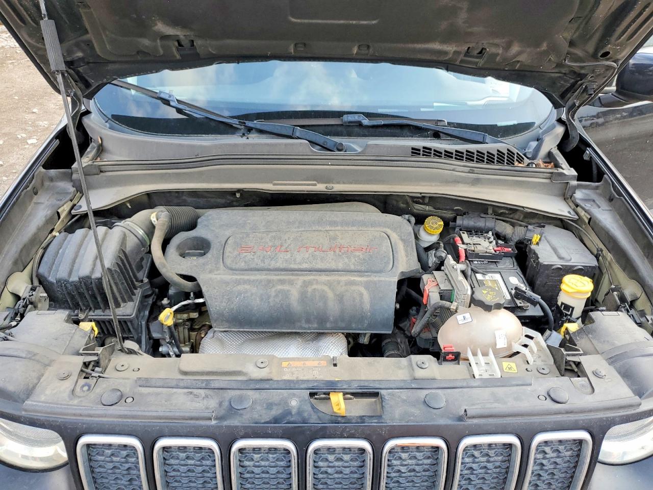 2019 JEEP RENEGADE photo 11