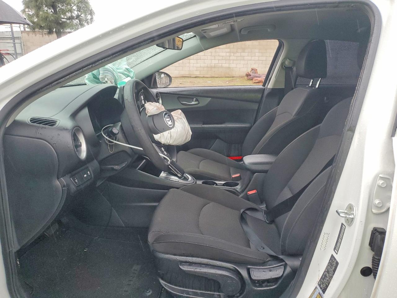 2020 KIA FORTE FE photo 19