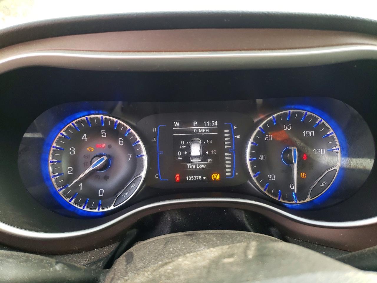2020 CHRYSLER VOYAGER LXI photo 9