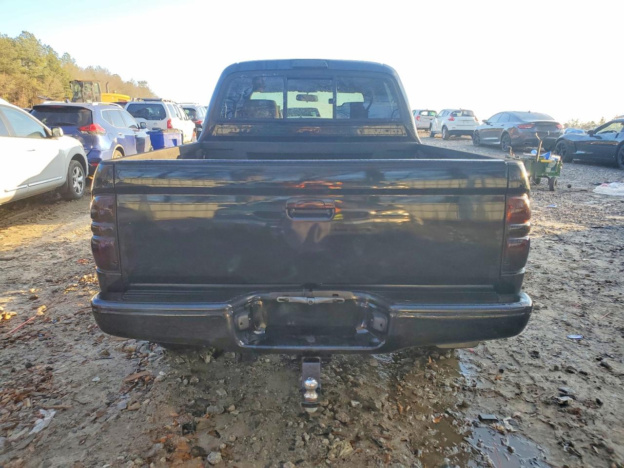 2004 TOYOTA TACOMA photo 11