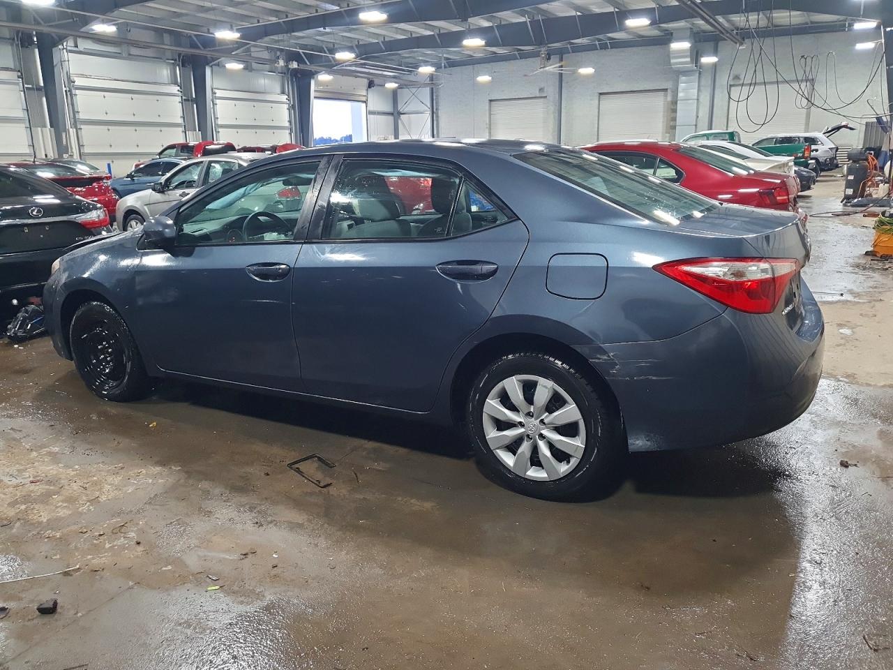 2016 TOYOTA COROLLA L photo 2