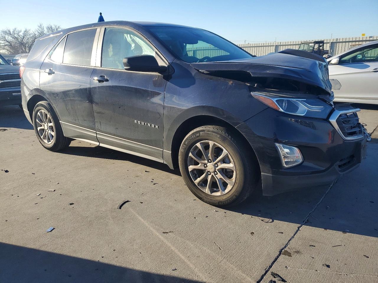 2020 CHEVROLET EQUINOX LS photo 4