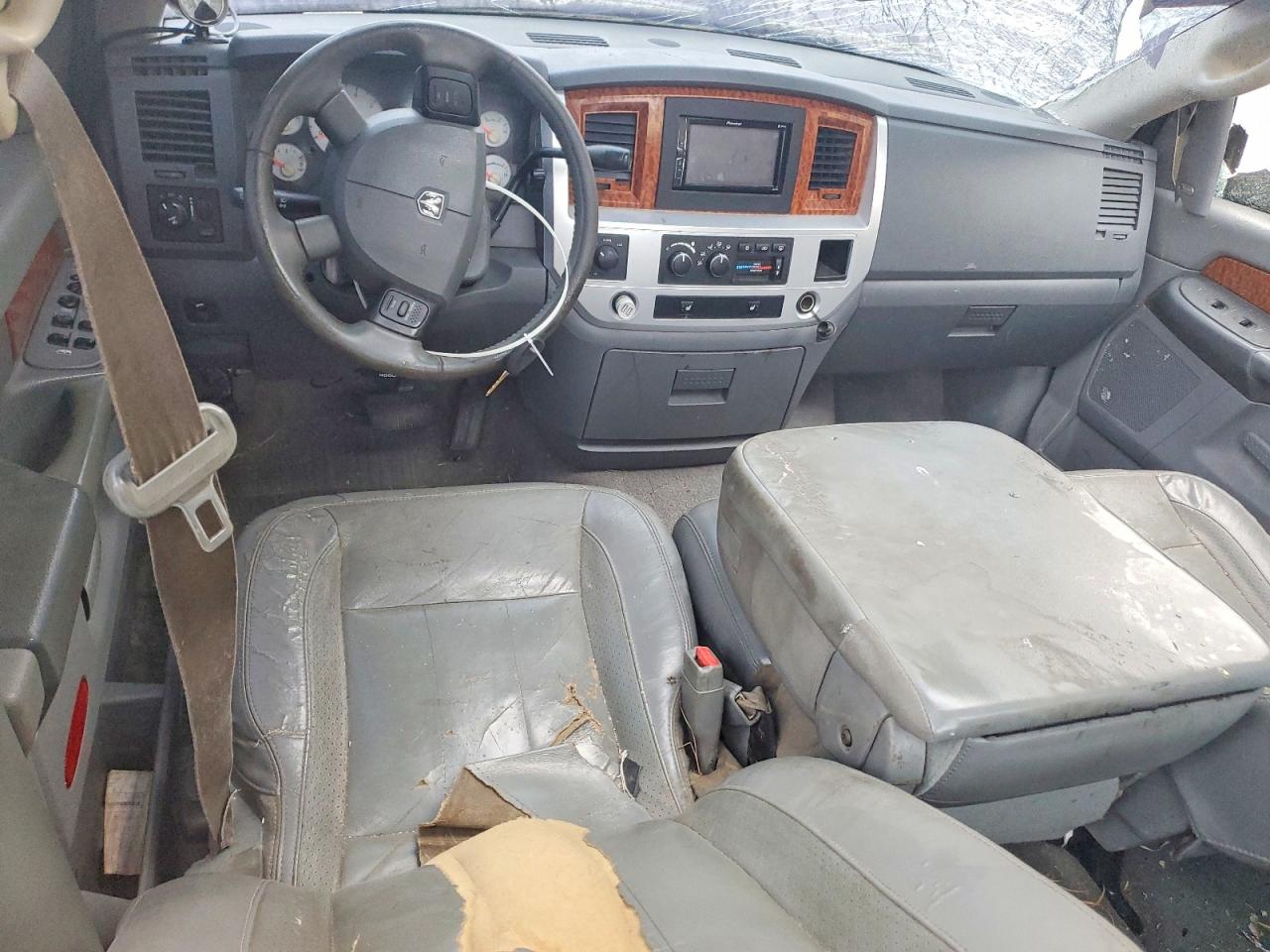 2006 DODGE RAM 1500 ST photo 15