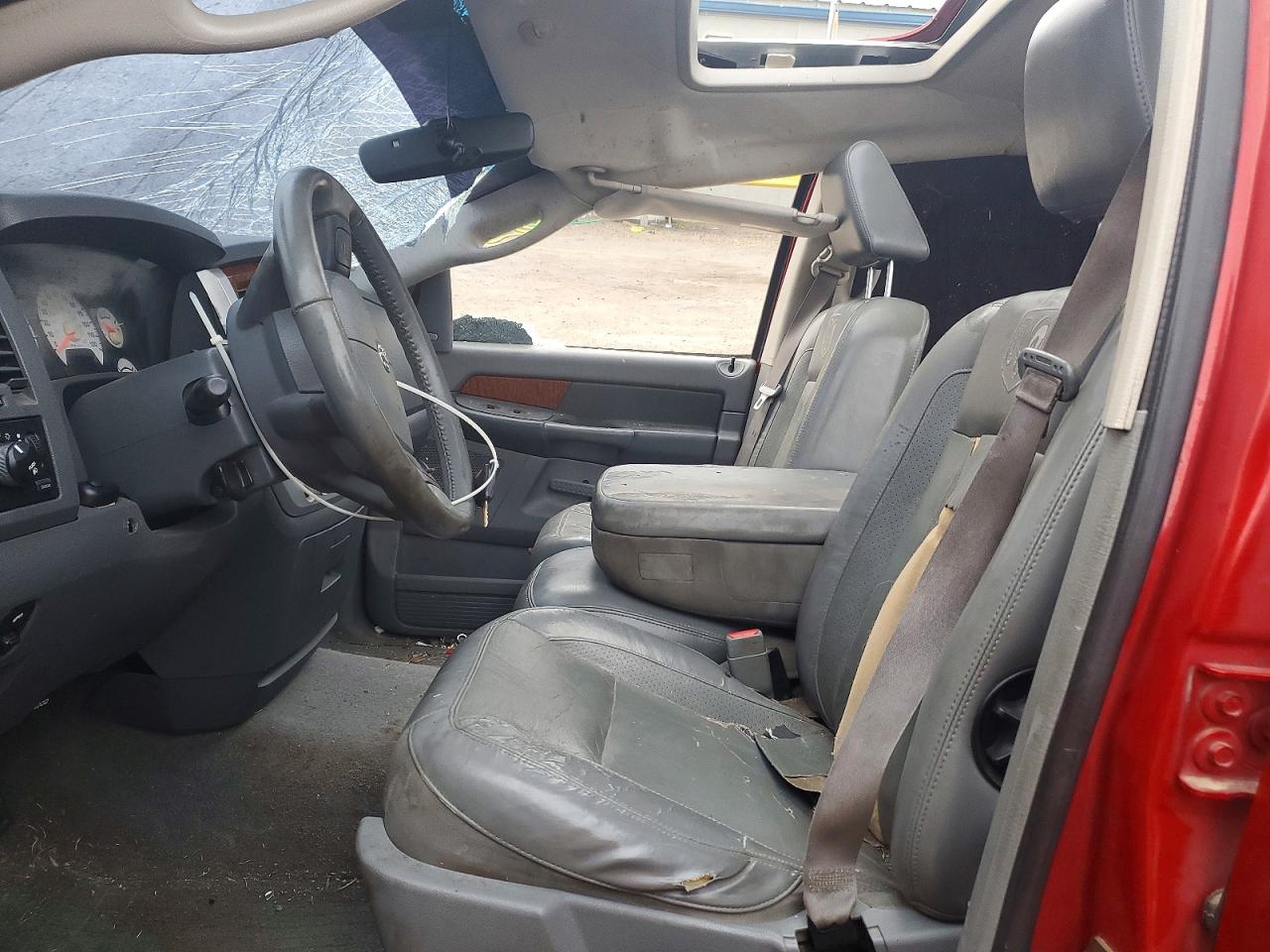 2006 DODGE RAM 1500 ST photo 13