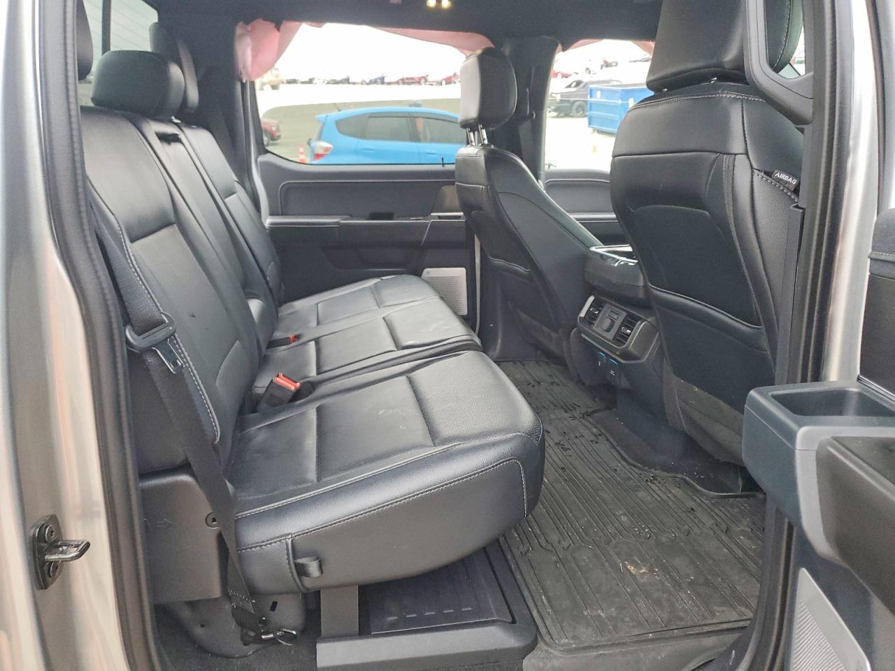 2025 FORD F150 LARIAT photo 19