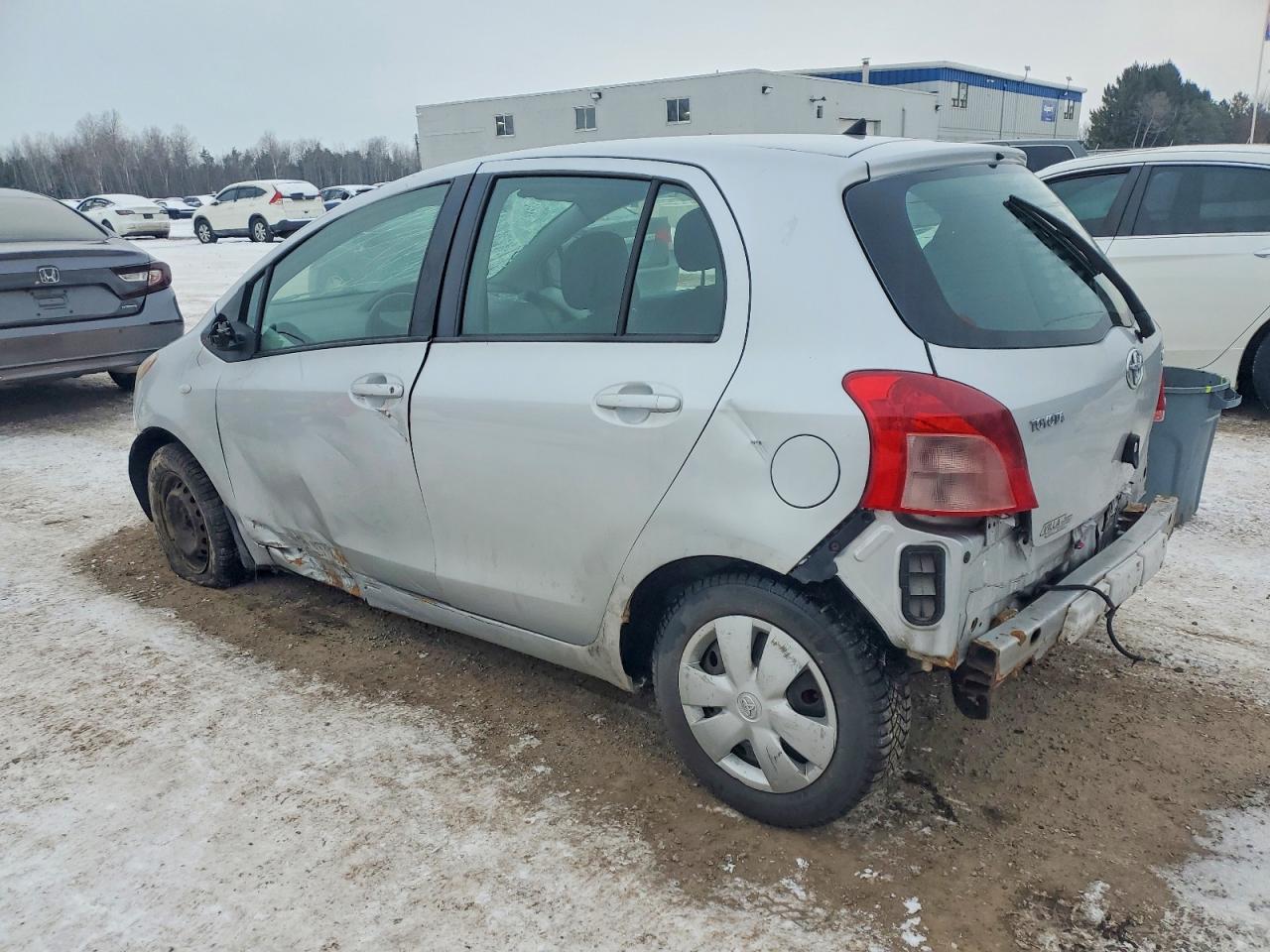 2007 TOYOTA YARIS photo 2