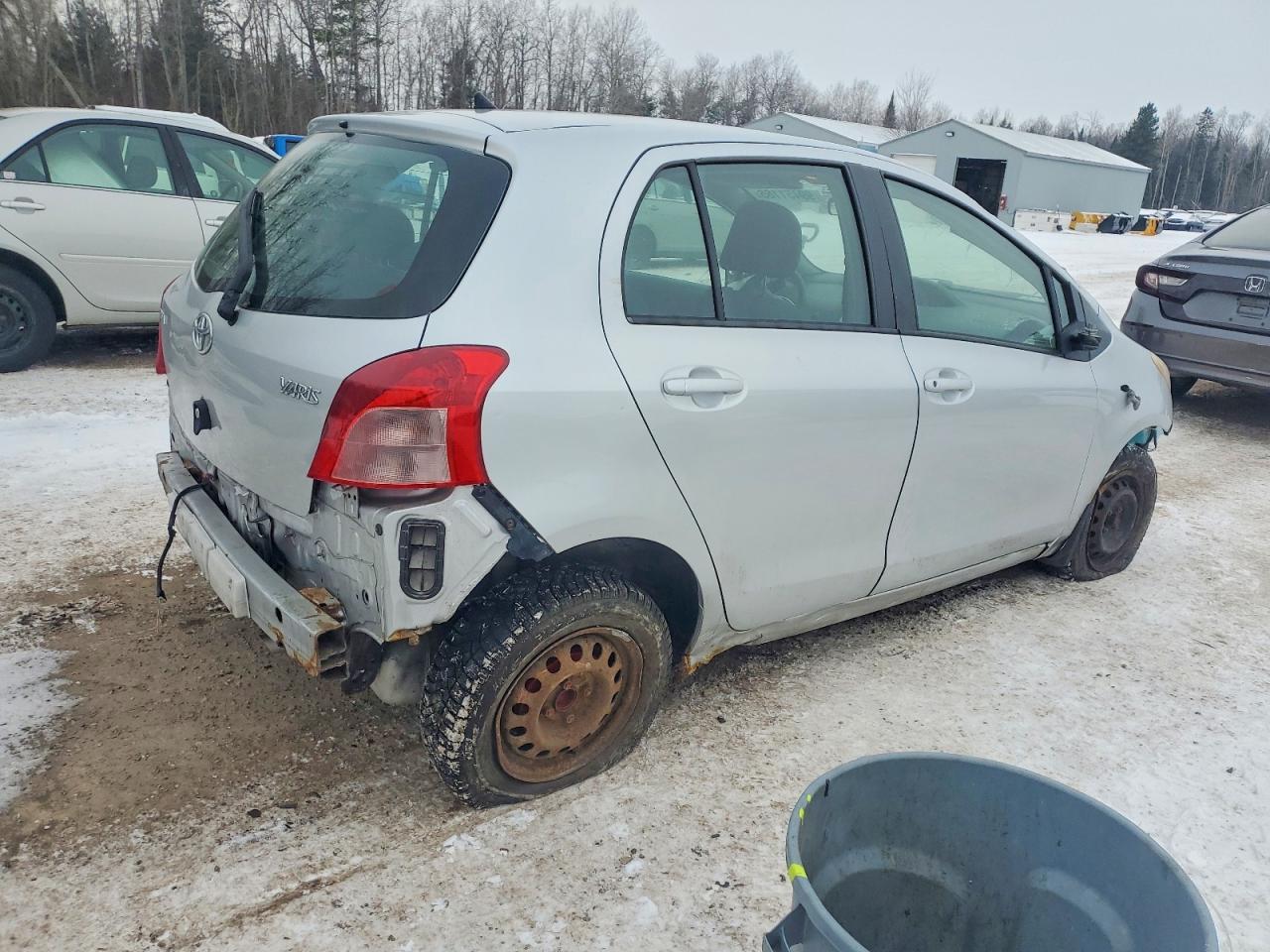 2007 TOYOTA YARIS photo 3
