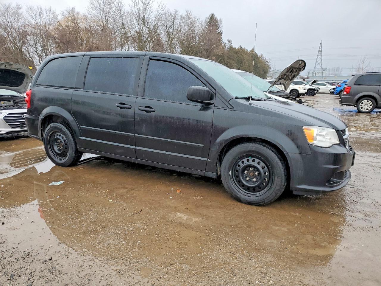 2015 DODGE GRAND CARAVAN SE photo 4